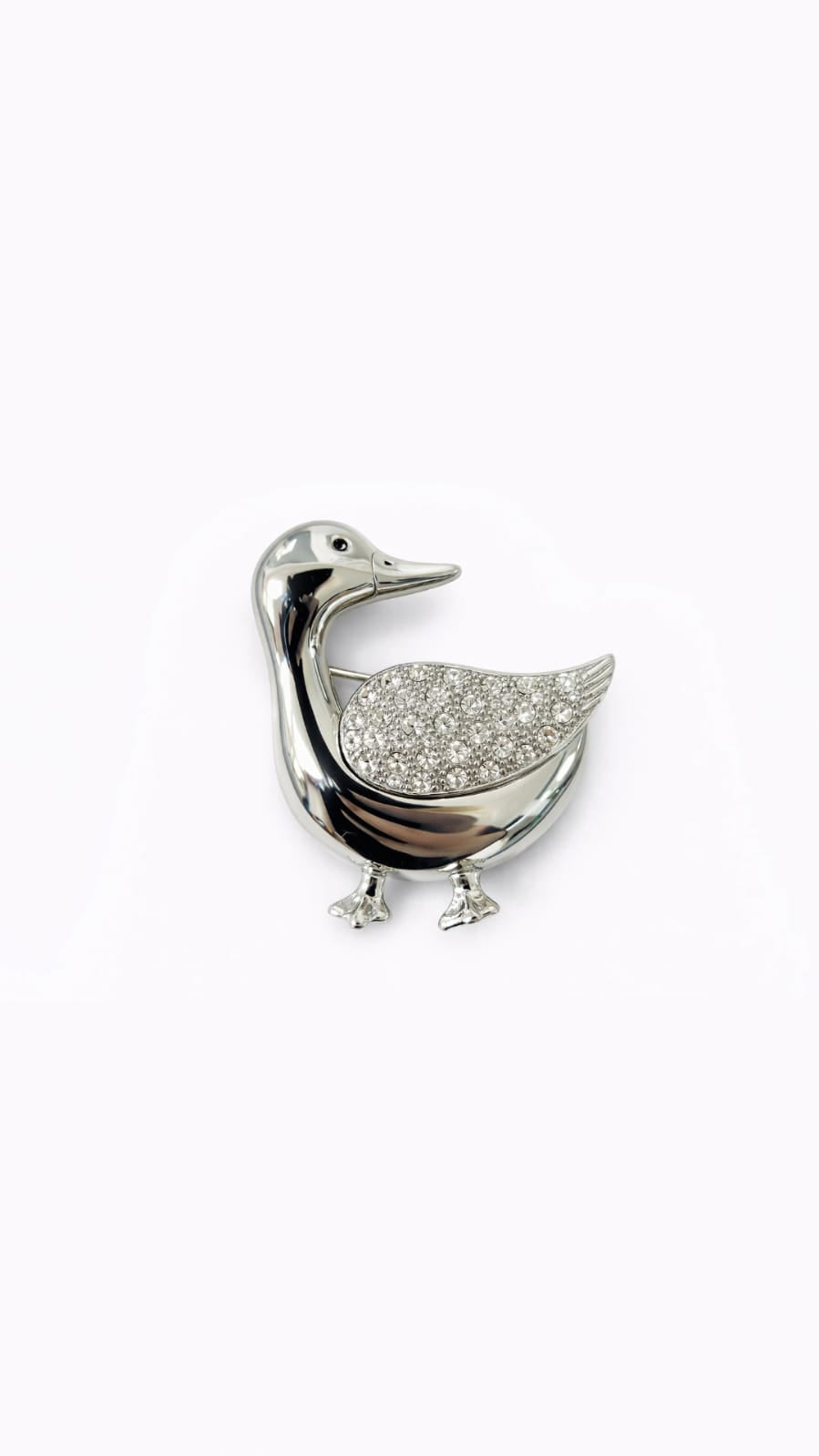 Duck pin in silver color